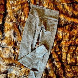 Lululemon Wunder Train High-Rise tight